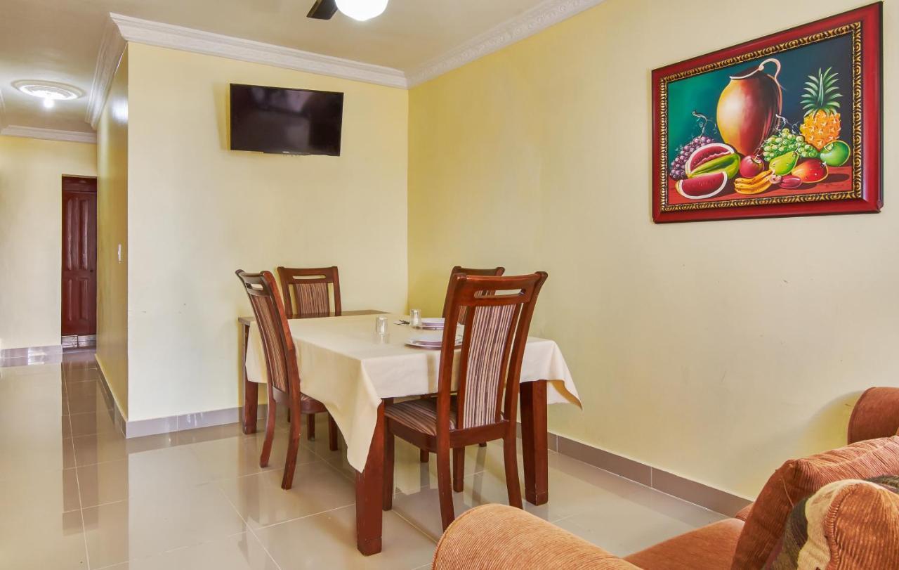 Bnb Tropical Island Aparthotel - Corales Del Sur - Santo Domingo Este Eksteriør billede