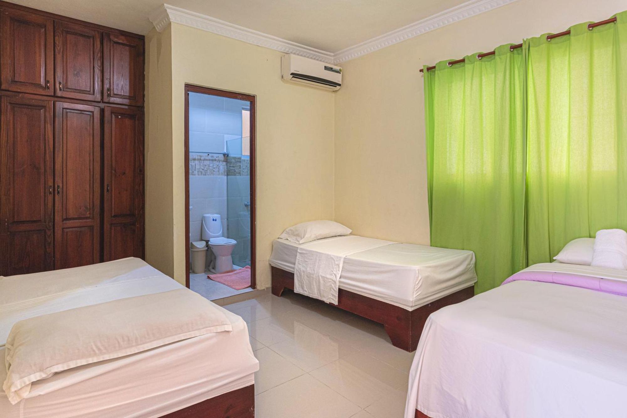 Bnb Tropical Island Aparthotel - Corales Del Sur - Santo Domingo Este Eksteriør billede