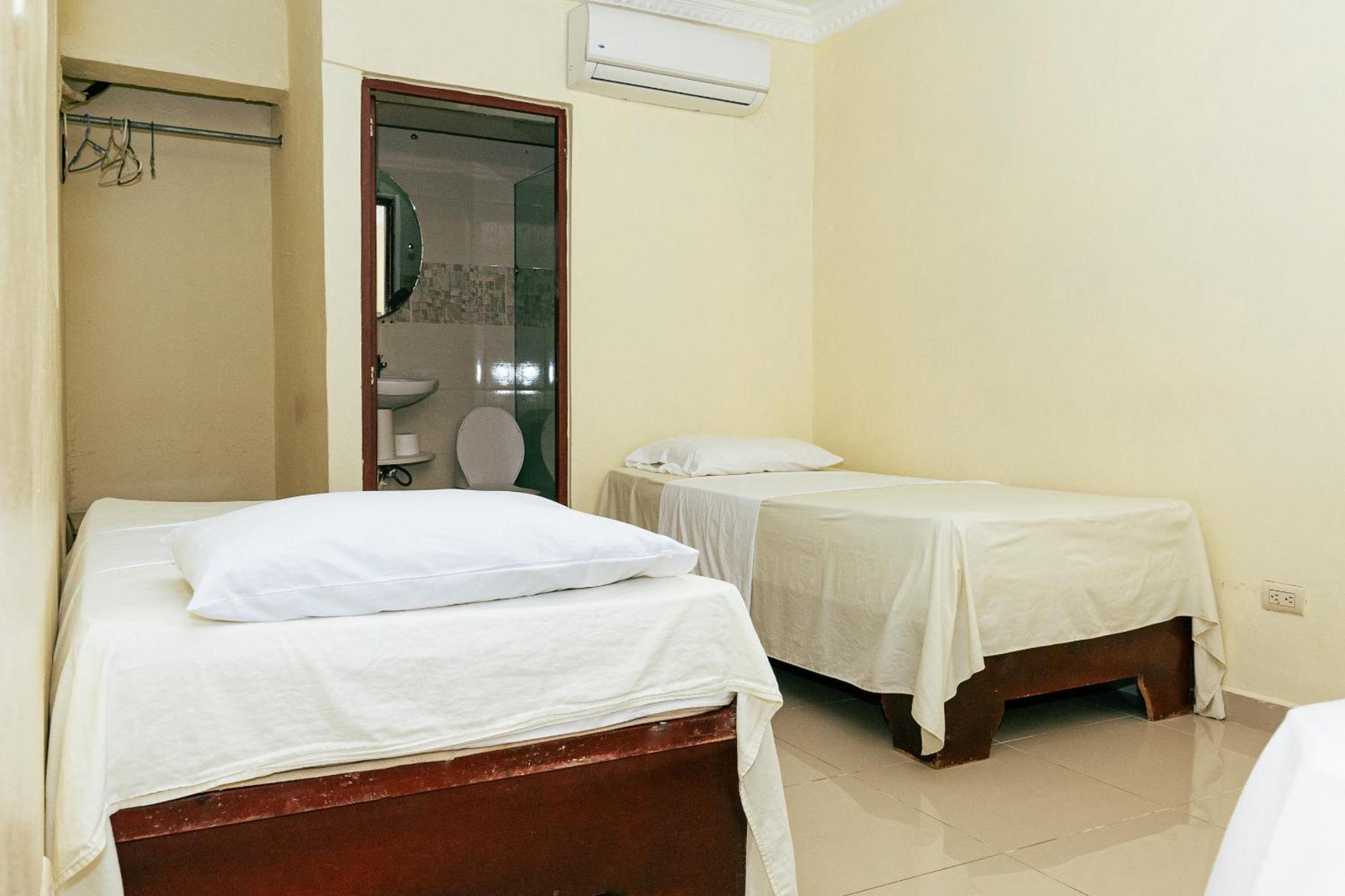 Bnb Tropical Island Aparthotel - Corales Del Sur - Santo Domingo Este Eksteriør billede