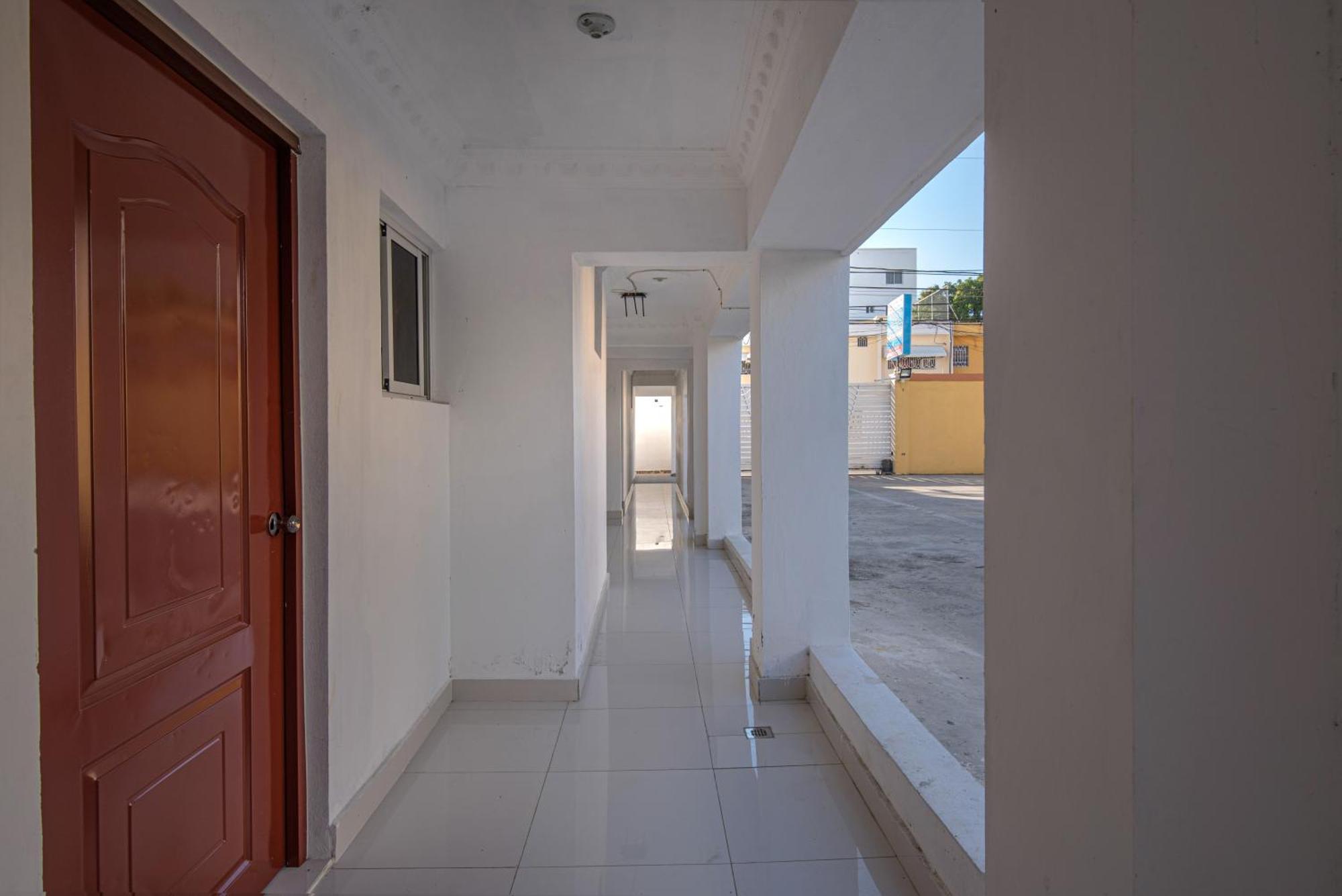 Bnb Tropical Island Aparthotel - Corales Del Sur - Santo Domingo Este Eksteriør billede